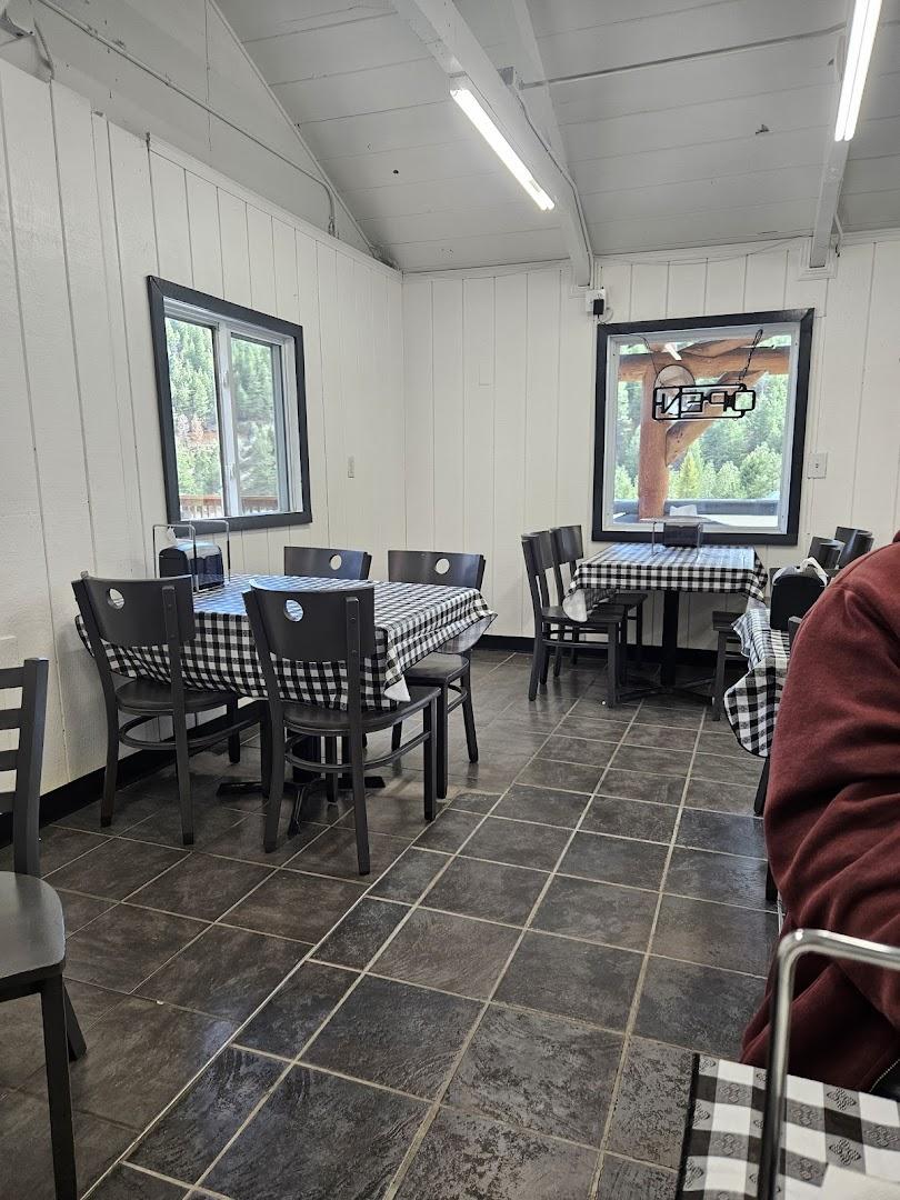 Black Hawk Pizza